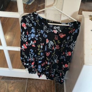 Brand new never worn Hilary radley blouse size X-Large too small for me